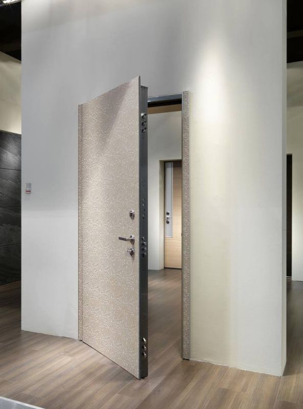 large choix de panneaux pour porte blindée