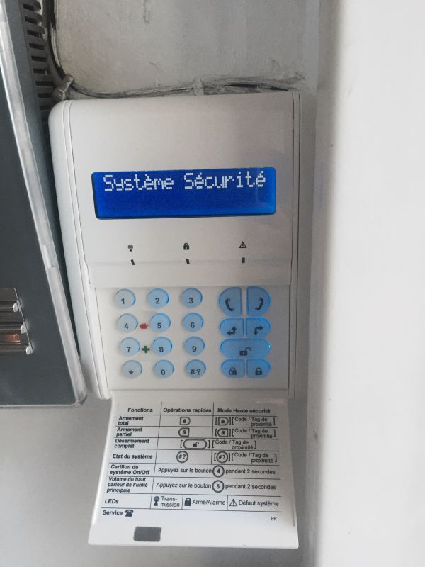 faire installer une alarme pour maison en corse