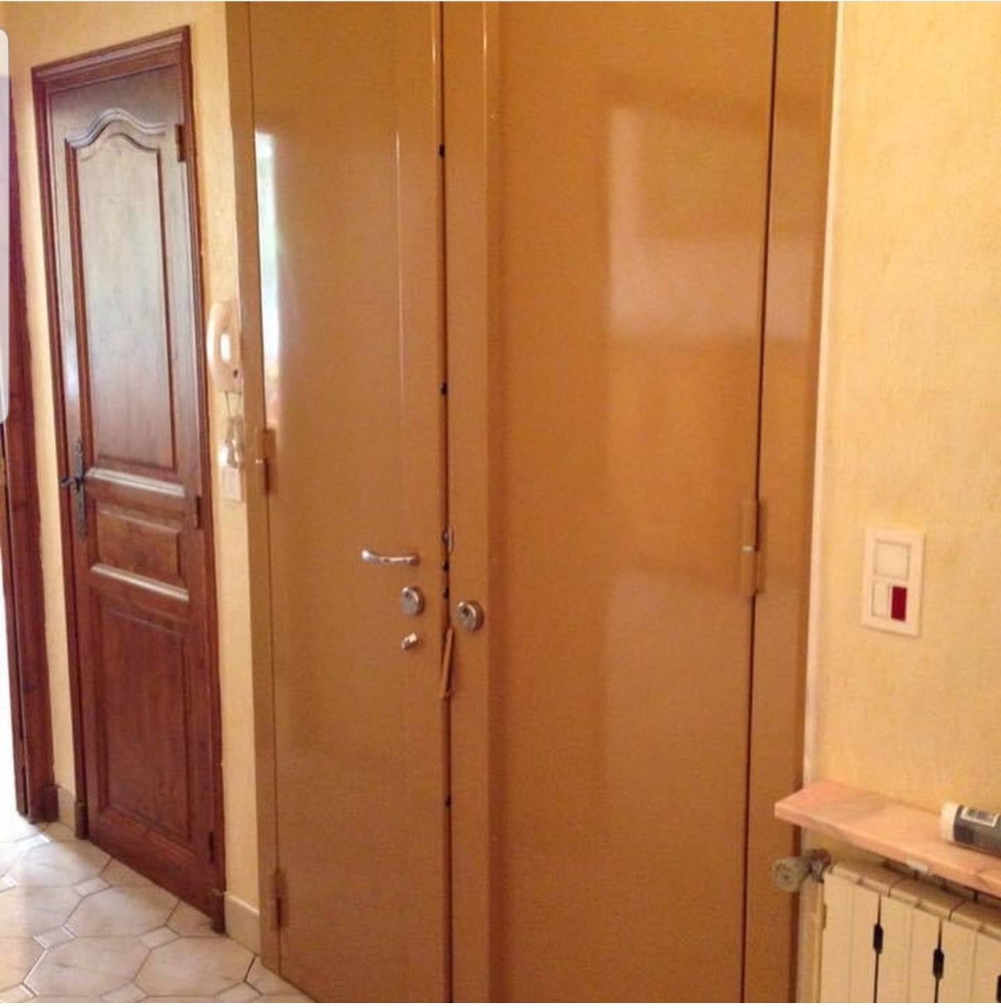 Porte blindée  double vantaux