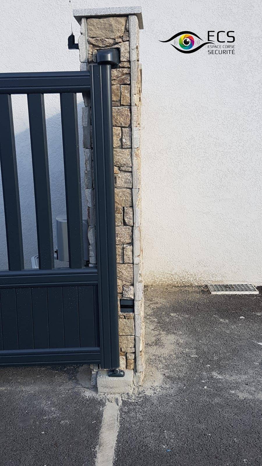 installer une motorisation de portail solenzara